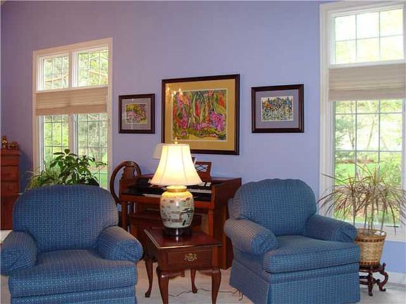 5th image of 4340 Courtside Dr