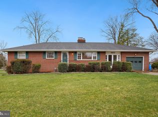 8802 Early St, Manassas, VA 20110