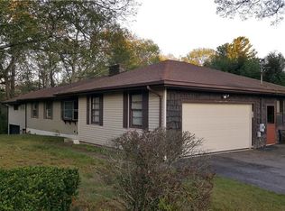 19 Halliwell Blvd, North Smithfield, RI 02896