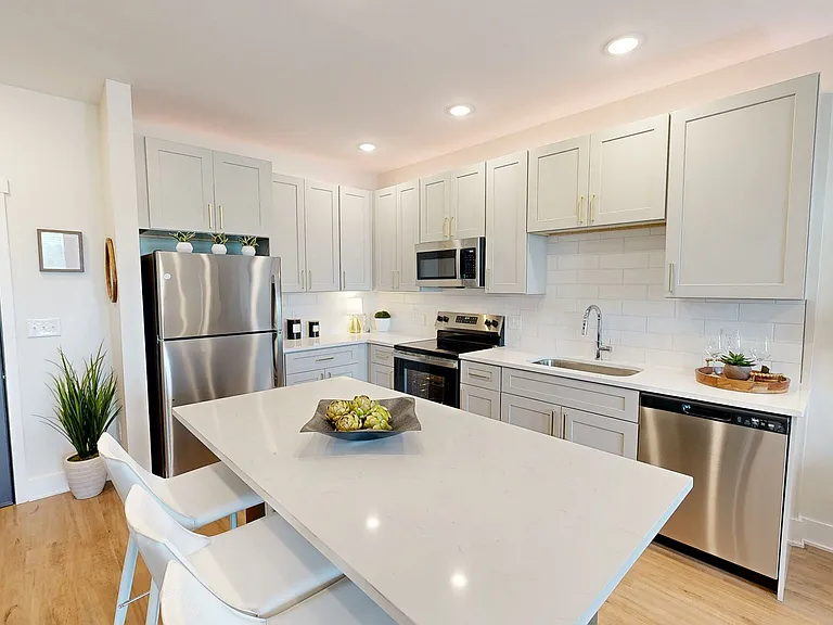 Factory 52 Apartments — Photo 2