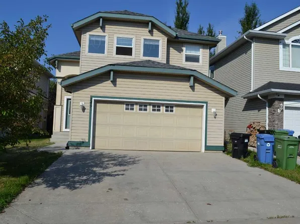 249 E Evansmeade Cir NW, Calgary, AB T3P 1B5