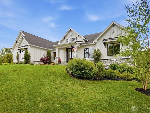 2nd image of 2385 Presley Ct