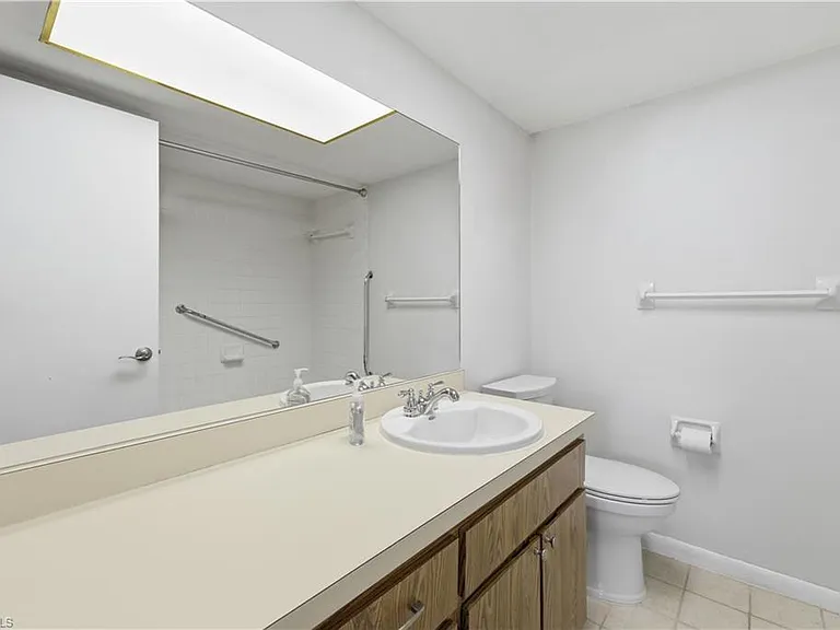 6136 Whiskey Creek Dr #521 — Photo 8
