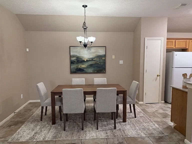 2627 Spring Dusk Ln — Photo 11