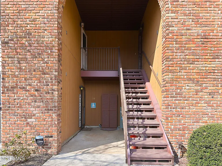 58 Frontier Way — Photo 20
