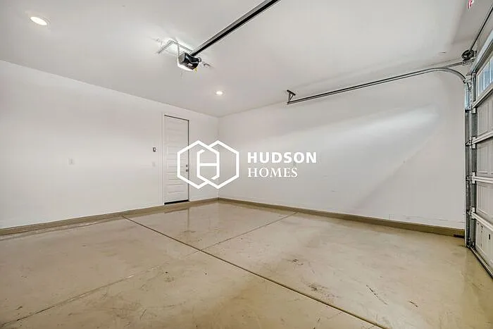 6326 W Raymond St — Photo 26