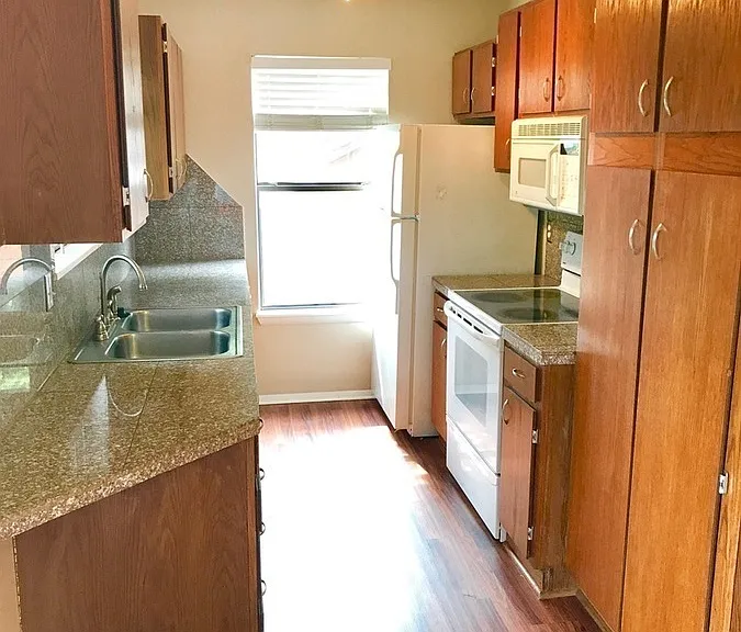 2207 S Buckley Rd #202 — Photo 3