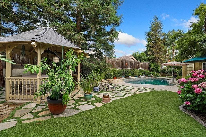 1st image of 8142 N McDonald Ave