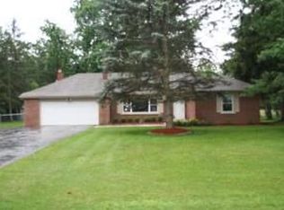 46515 Maben Rd, Canton, MI 48187