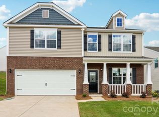 83 Piney Woods Rd, Fletcher, NC 28732