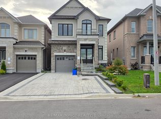 1318 Apollo St, Oshawa, ON L1K3E6