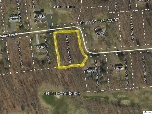 1012 Fairway Dr, Wilkes Barre, PA 18702