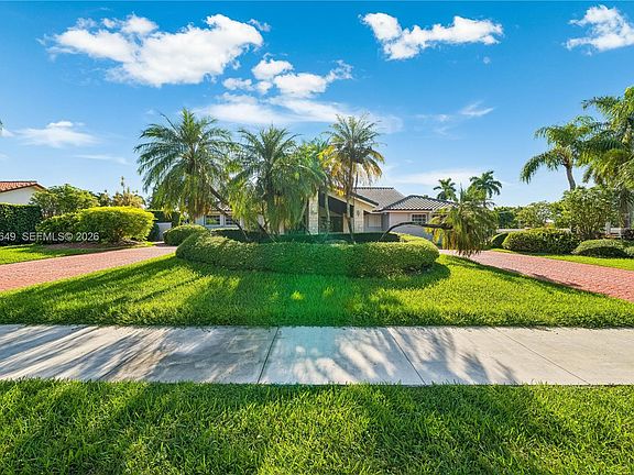 2nd image of 590 NW 132nd Ave