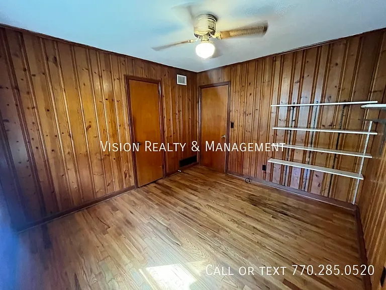1148 Center St SW — Photo 21