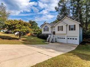 65 Ridgefield Dr, Douglasville, GA 30134
