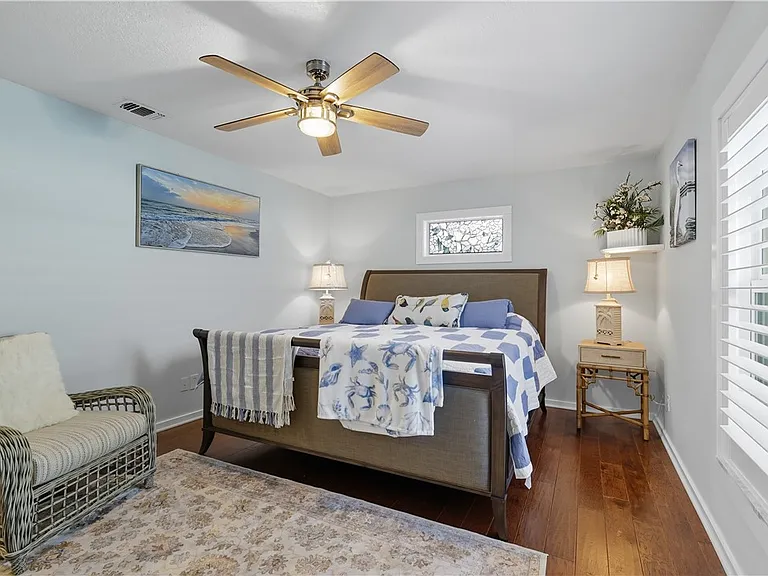 676 Royal Palm Pl — Photo 12