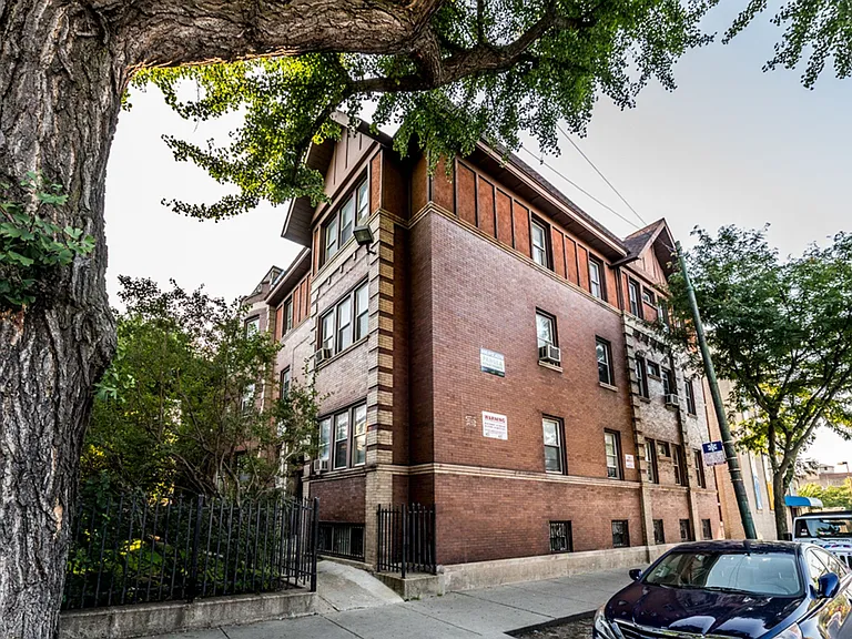 423-25 N Central Ave — Photo 11