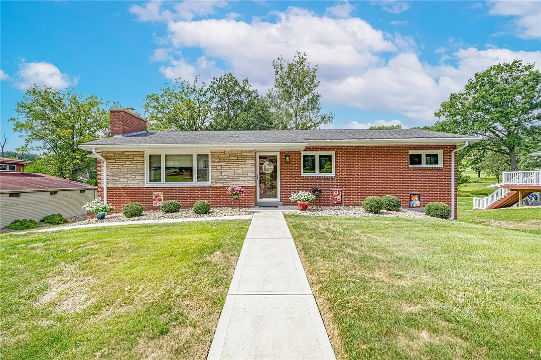 5203 Lew St photo 1