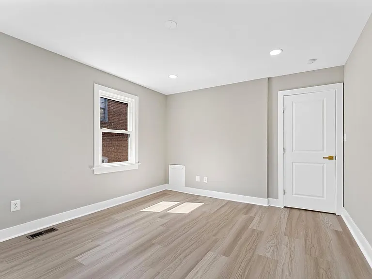 4540 Eads St NE — Photo 6