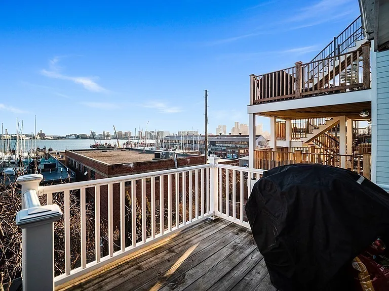 269 Webster St #3 — Photo 17