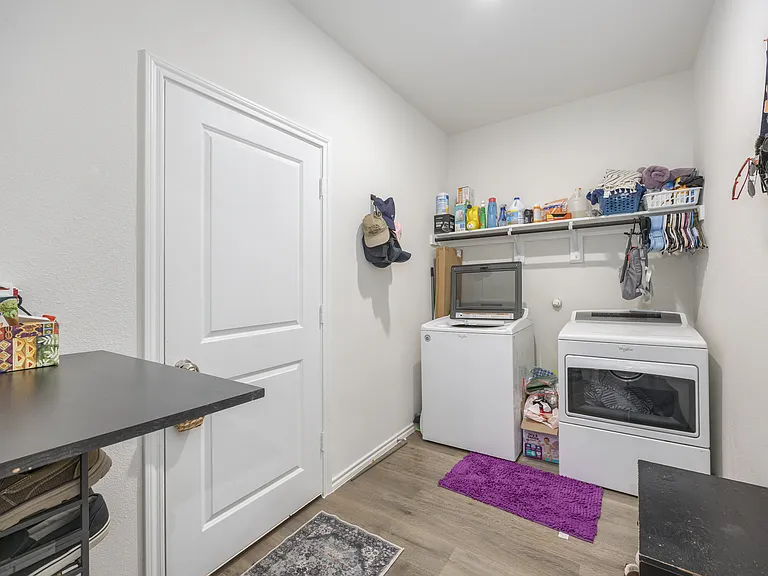 11341 Headwater Ct — Photo 18