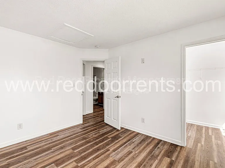 10031 Golden Dr — Photo 25