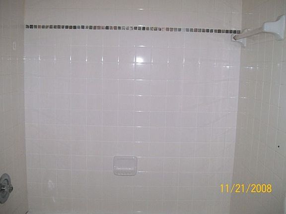Re-tiled bathtub