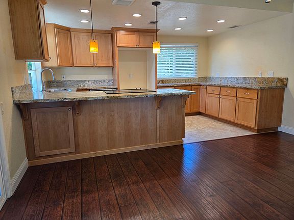 3rd image of 11036 Kenebee River Ct