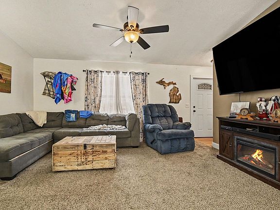 2nd image of 3644 Payton Pl