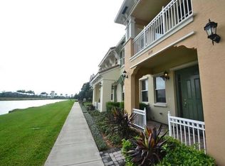 4095 Cascada Cir, Hollywood, FL 33024