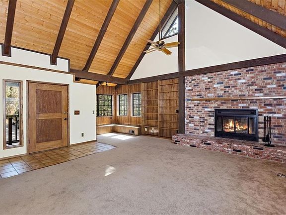 4th image of 1157 Green Mtn