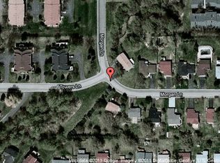 8502 Morgan Ln, Eden Prairie, MN 55347