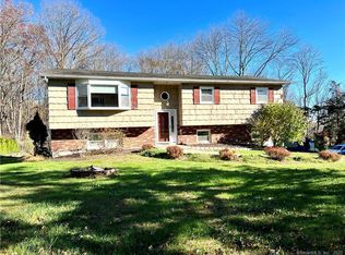 10 Royal Pine Dr, Danbury, CT 06811