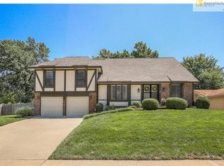10105 Lowell Ave, Overland Park, KS 66212