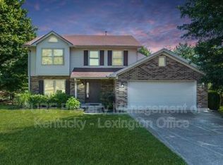 144 Carriage Ln, Midway, KY 40347