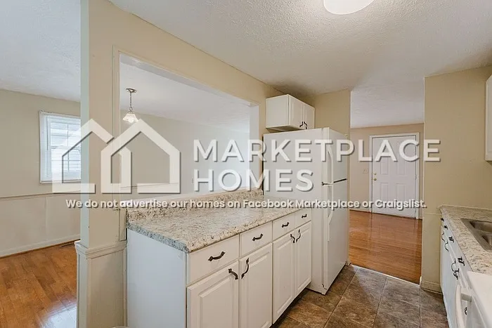 624 S Pine St — Photo 11
