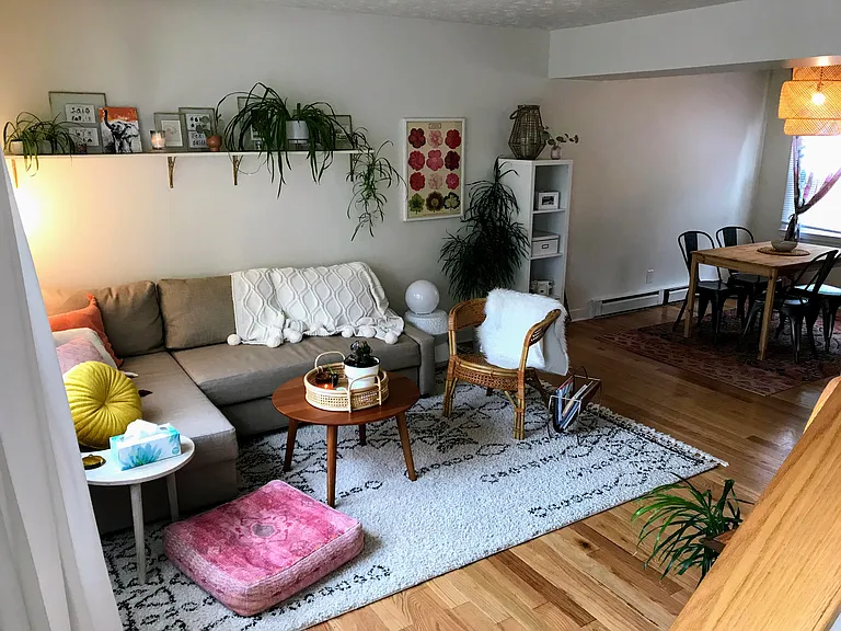 531 Caroline Ave — Photo 3