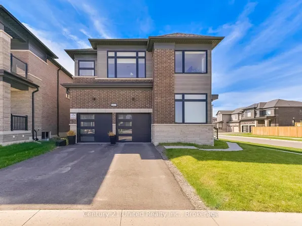217 Flavelle Way, Peterborough, ON K9K 0G3