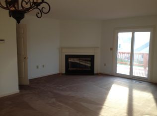 2077 Raleigh Rd #G, Hummelstown, PA 17036