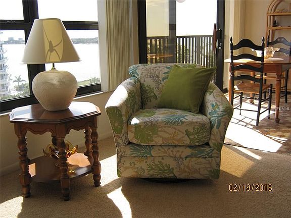 4th image of 11 Sunset Dr APT 706