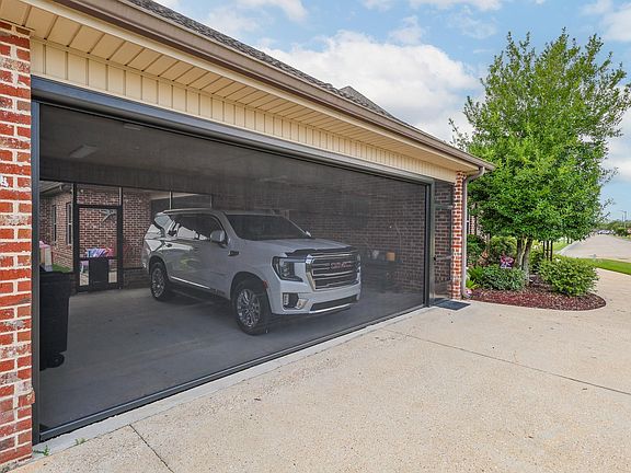 4th image of 242 Jaden Ln