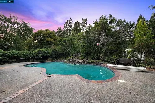 271 Arency Ct Photo 1