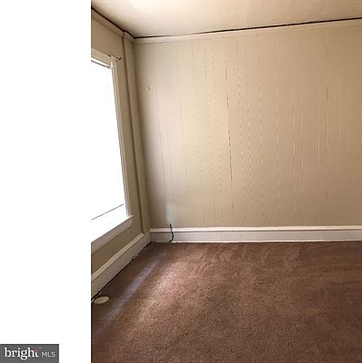 5th image of 1717 Delaware Ave APT 2
