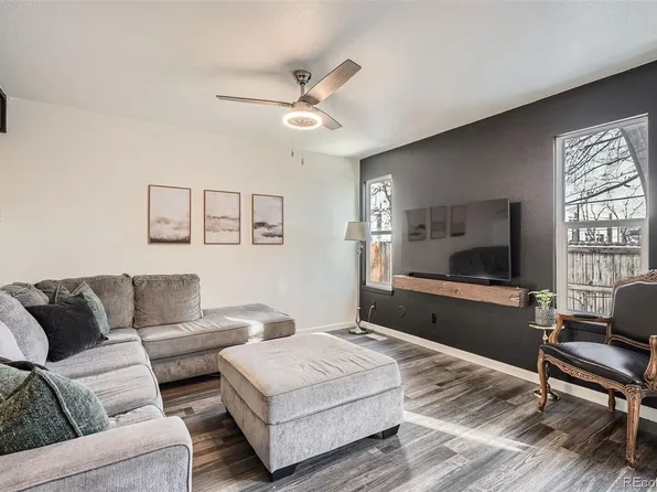 8685 Carr Loop, Arvada, CO 80005