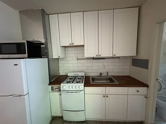 Rented by EXP Realty NYC | media 9
