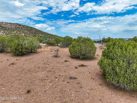 2nd image of 4311 W Sullivan Buttes Rdg