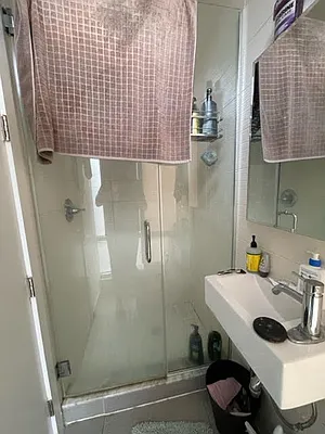Rented by Jacquelyn 327 LLC | media 25