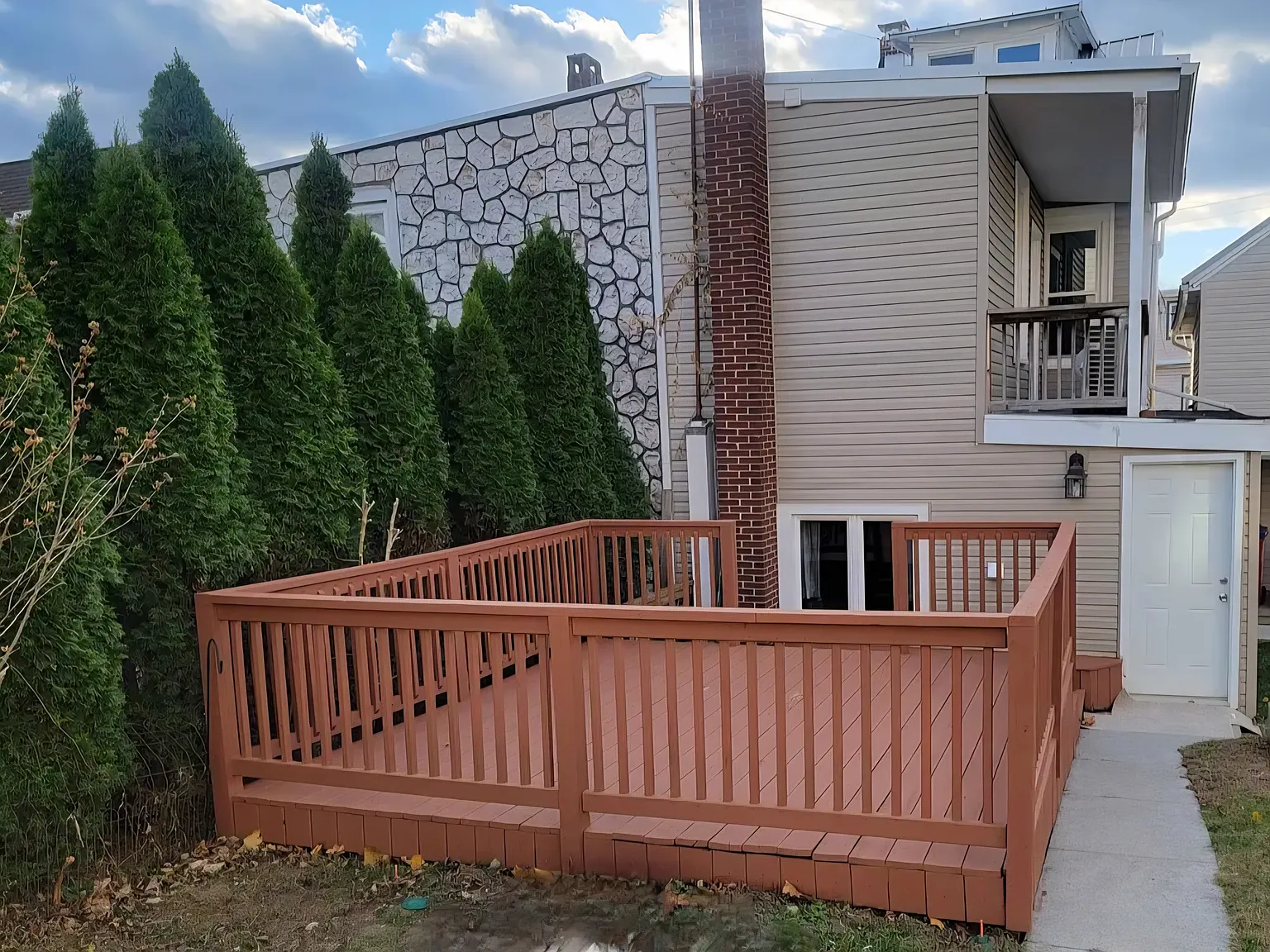 3 bed, 1272 sqft, $1,700 — Photo 3
