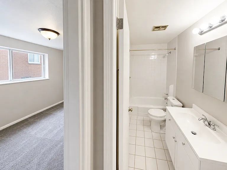 Carpet 1-Bedroom (Unit 305)