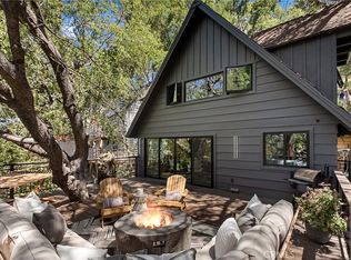 28706 Palisades Dr, Lake Arrowhead, CA 92352